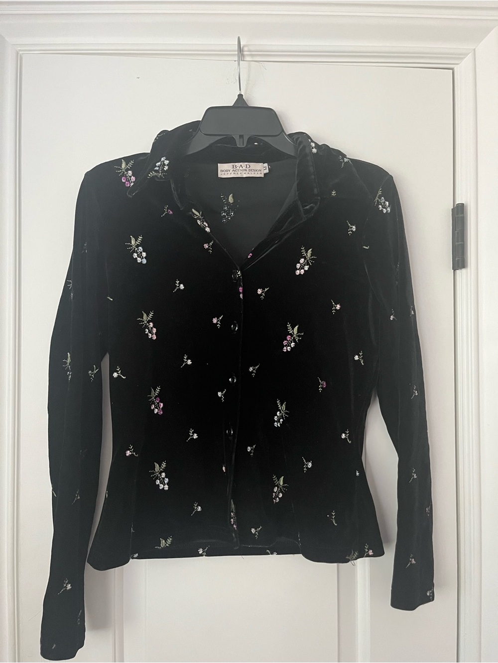 BAD 90s Black Velvet Button-Down Top with Floral Embroidery